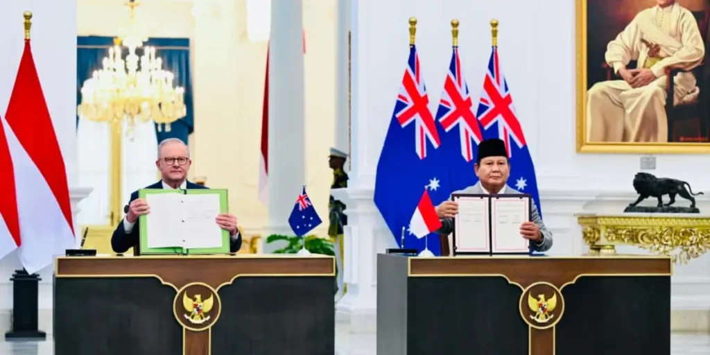 Presiden Prabowo Subianto dan PM Australia Anthony Albanese menandatangani Traktat Keamanan Indonesia–Australia di Istana Merdeka.