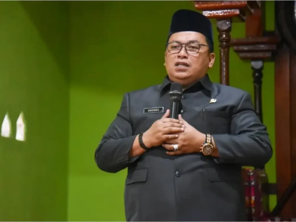 Wabup Kubu Raya Sukiryanto saat Safari Ramadan di Masjid Muhajirin Batu Ampar, Senin (23/2/2026).