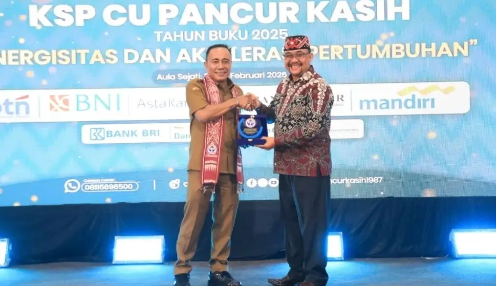 Wagub Kalbar Krisantus Kurniawan membuka RAT ke-38 CU Pancur Kasih di Pontianak, Senin (23/2/2026).