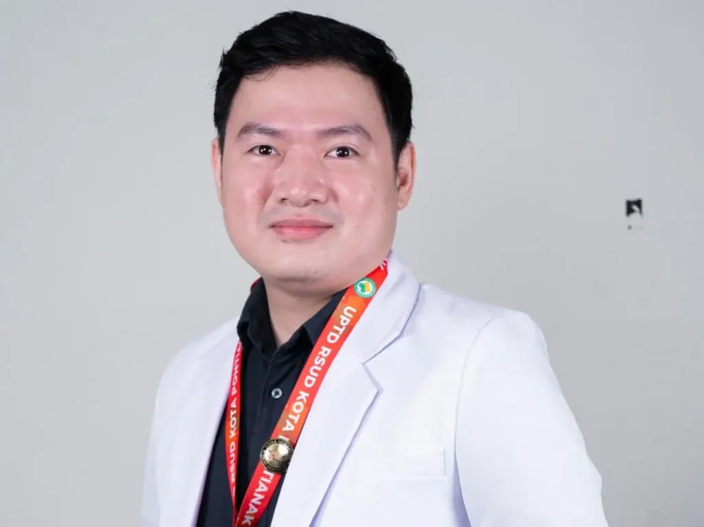 Dokter spesialis jantung dan pembuluh darah, RSUD Sultan Syarif Mohamad Alkadrie Pontianak, dr. Tommy Alexander, Sp.JP