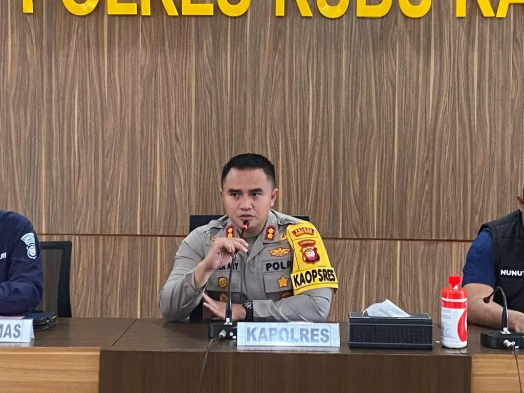 Kapolres Kubu Raya AKBP Kadek Ary Mahardika memberikan keterangan terkait pengamanan Ramadan.