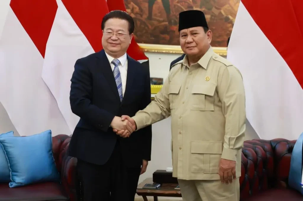 Presiden Prabowo Subianto menerima Menteri Keamanan Tiongkok Chen Yi Xin di Istana Negara Jakarta.