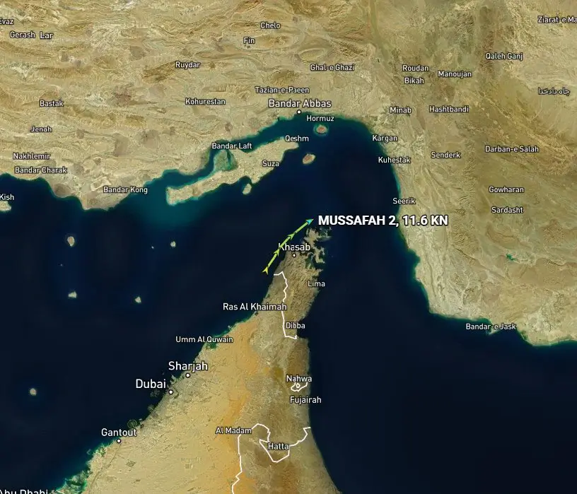Peta lokasi ledakan kapal Musaffah 2 di Selat Hormuz antara Uni Emirat Arab dan Oman.