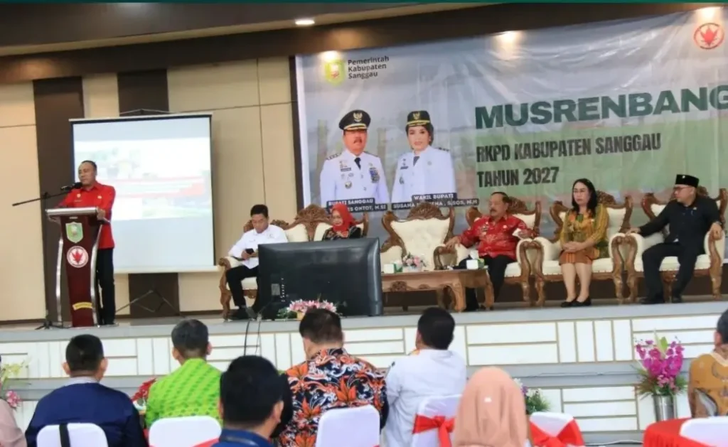 Wakil Gubernur Kalbar Krisantus Kurniawan membuka Musrenbang RKPD Kabupaten Sanggau Tahun 2027 di Hotel Harvey Sanggau, Kamis (12/3/2026).
