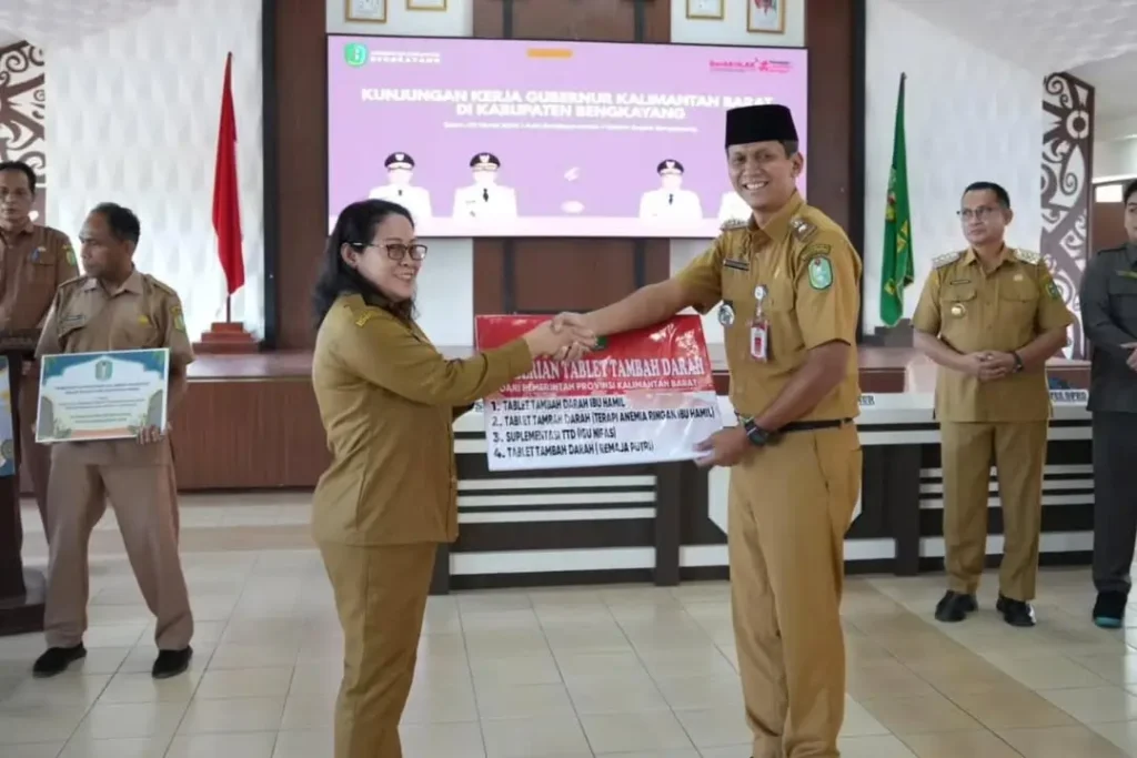 Kunjungan kerja Pemprov Kalbar di Kantor Bupati Bengkayang.