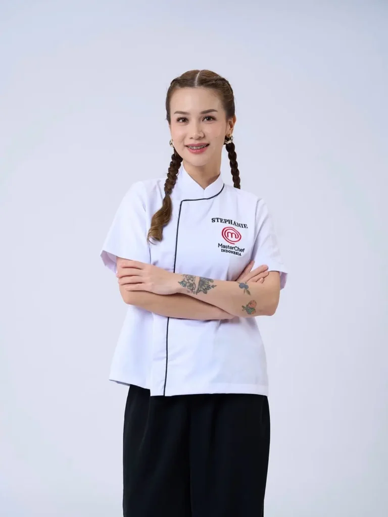 Stephanie Meyerson kontestan asal Pontianak yang berhasil lolos ke Grand Final MasterChef Indonesia Season 13.