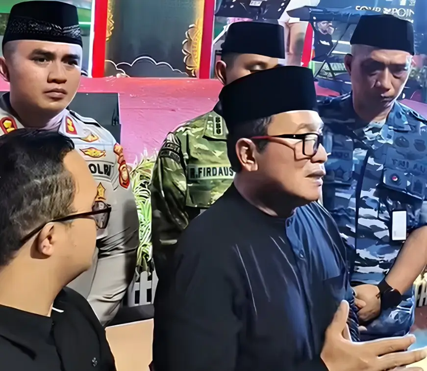 Bupati Kubu Raya Sujiwo saat mengimbau masyarakat tidak membakar lahan menjelang musim kemarau panjang, (27/3/2026).