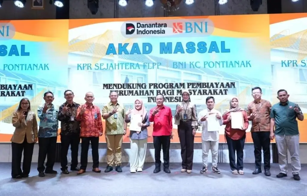 Wagub Kalbar Krisantus Kurniawan menghadiri Akad Massal KPR Sejahtera BNI di Hotel Golden Tulip Pontianak pada Kamis (5/3/2026).