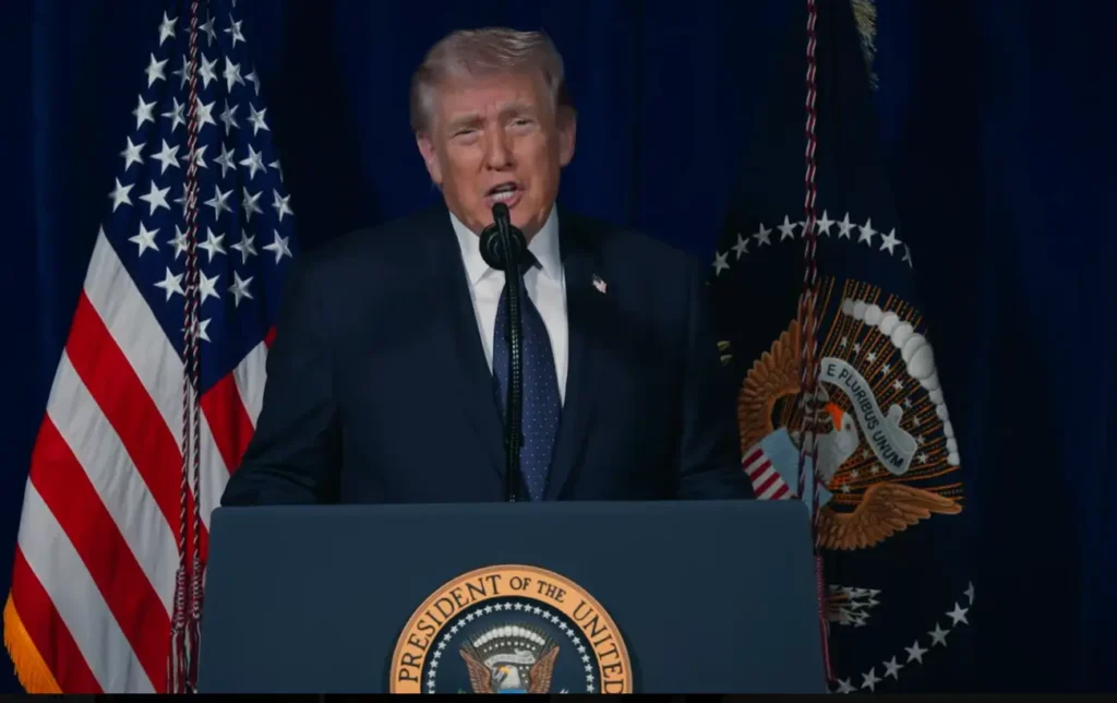 Donald Trump menyampaikan pernyataan terkait konflik Iran dan ancaman serangan ke Pulau Kharg.