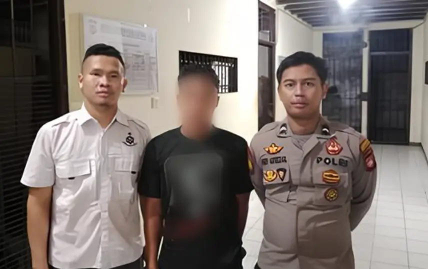 Penangkapan pelaku kejahatan oleh Satuan Reserse Kriminal Polres Sekadau.