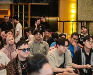 Suasana Community Meet Up CW Coffee Pontianak diikuti puluhan komunitas berdiskusi dan berkolaborasi.