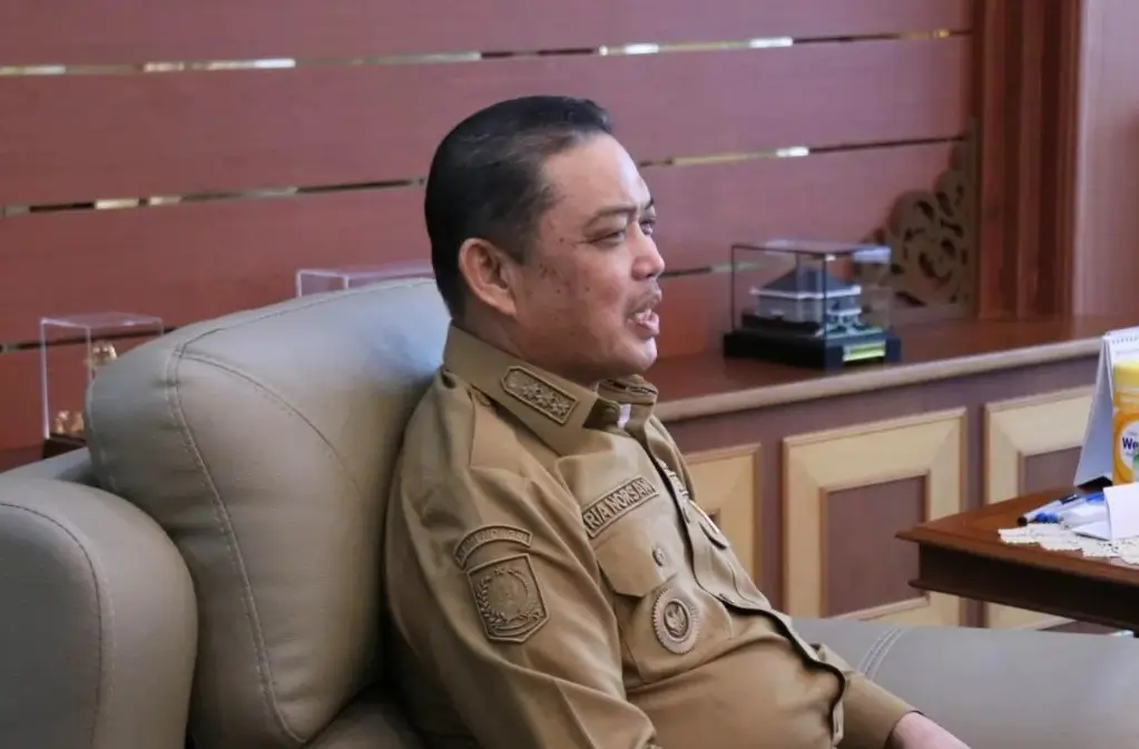 Gubernur Kalbar Ria Norsan menjelaskan rincian biaya haji 2026 kepada masyarakat.