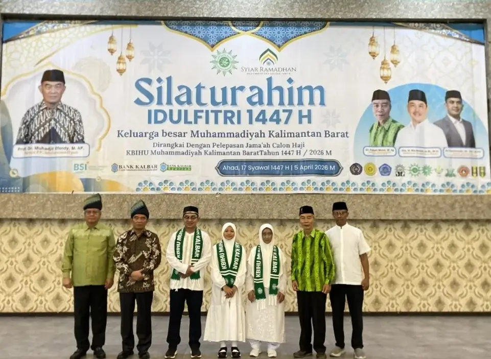 Sekda Kalbar Harisson melepas jamaah haji Muhammadiyah di Pontianak 2026.