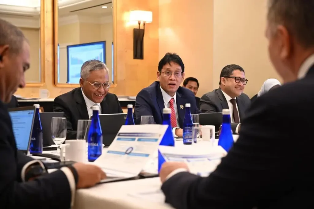 Menkeu Purbaya Yudhi Sadewa saat bertemu investor di Amerika Serikat membahas ekonomi Indonesia.