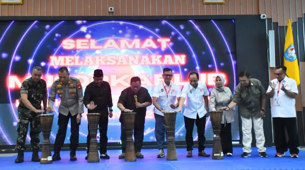 Wakil Bupati Kubu Raya Sukiryanto saat membuka Musorkablub KONI di Aula Praja Utama, (11/4/2026).