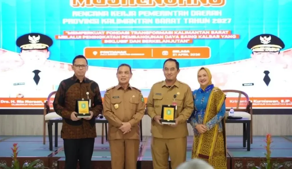 Gubernur Kalbar Ria Norsan saat menghadiri Musrenbang RKPD 2027 di Pontianak.