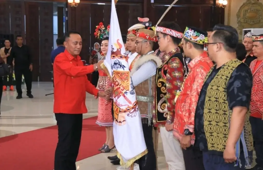 Wagub Kalbar Krisantus Kurniawan saat menghadiri Paskah dan pengukuhan pengurus BRPD di Pendopo Gubernur.