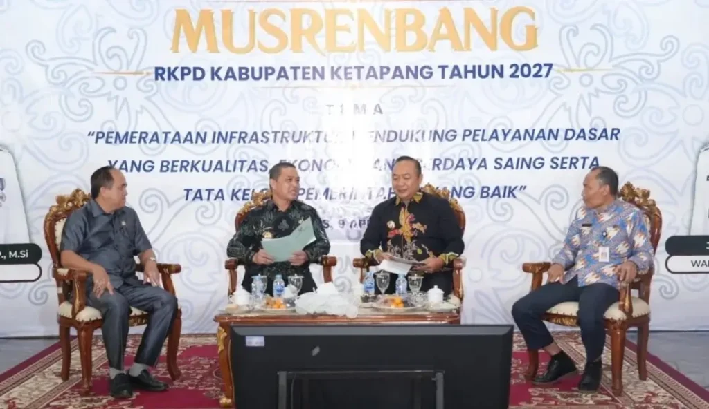Gubernur Ria Norsan saat menghadiri Musrenbang RKPD di Ketapang.