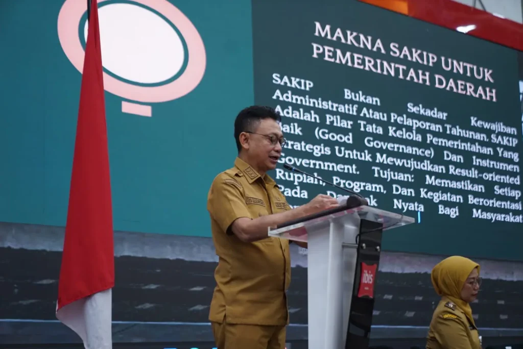 Wali Kota Pontianak Edi Rusdi Kamtono saat memberikan arahan sebelum dimulainya penguatan SAKIP Pemerintah Kota Pontianak Tahun 2026.