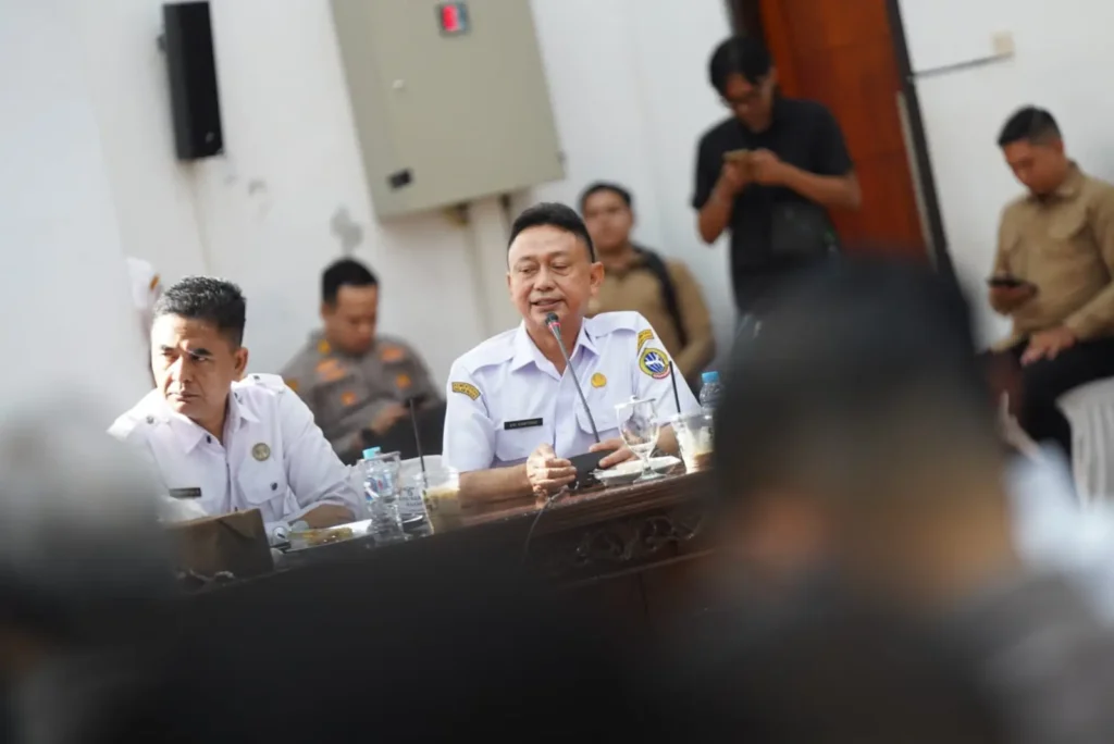 Wali Kota Pontianak Edi Rusdi Kamtono saat mengikuti rapat koordinasi persiapan AVC Men's Champions League 2026 yang akan di gelar di Pontianak.