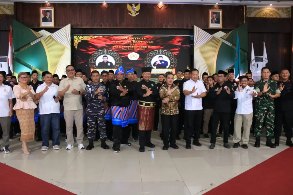 Gubernur Kalimantan Barat Ria Norsan menghadiri pelantikan pengurus IPSI Pontianak dan Kubu Raya di Pendopo Gubernur Kalbar.