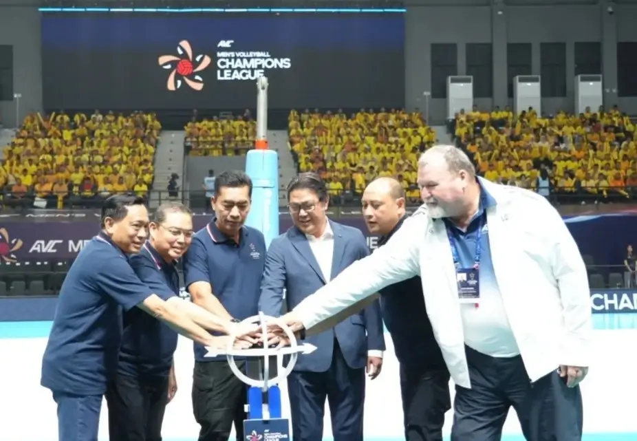 Gubernur Kalbar Ria Norsan membuka AVC Men’s Volleyball Champions League 2026 di GOR Terpadu A Yani Pontianak.