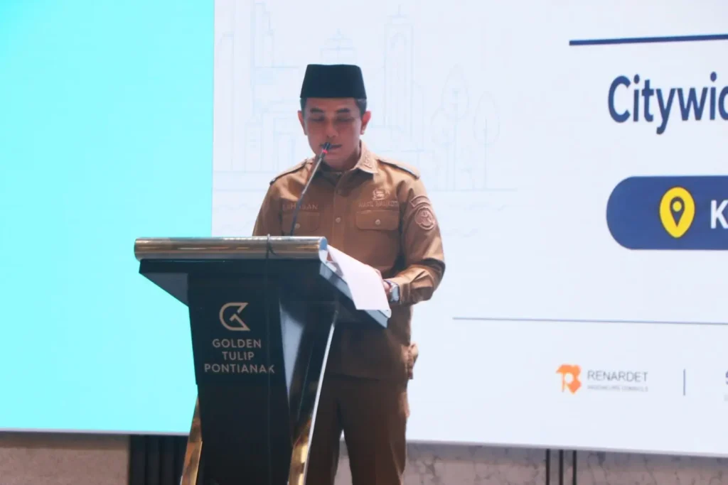 Wakil Wali Kota Pontianak Bahasan membuka Workshop Pelatihan Gender dan Safeguards Citywide Inclusive Sanitation Project.