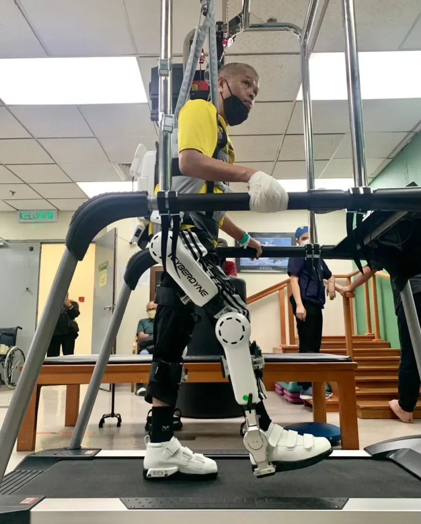 Salah satu fasilitas robotik di RS Sarawak, yang mendukung layanan wisata medis modern.