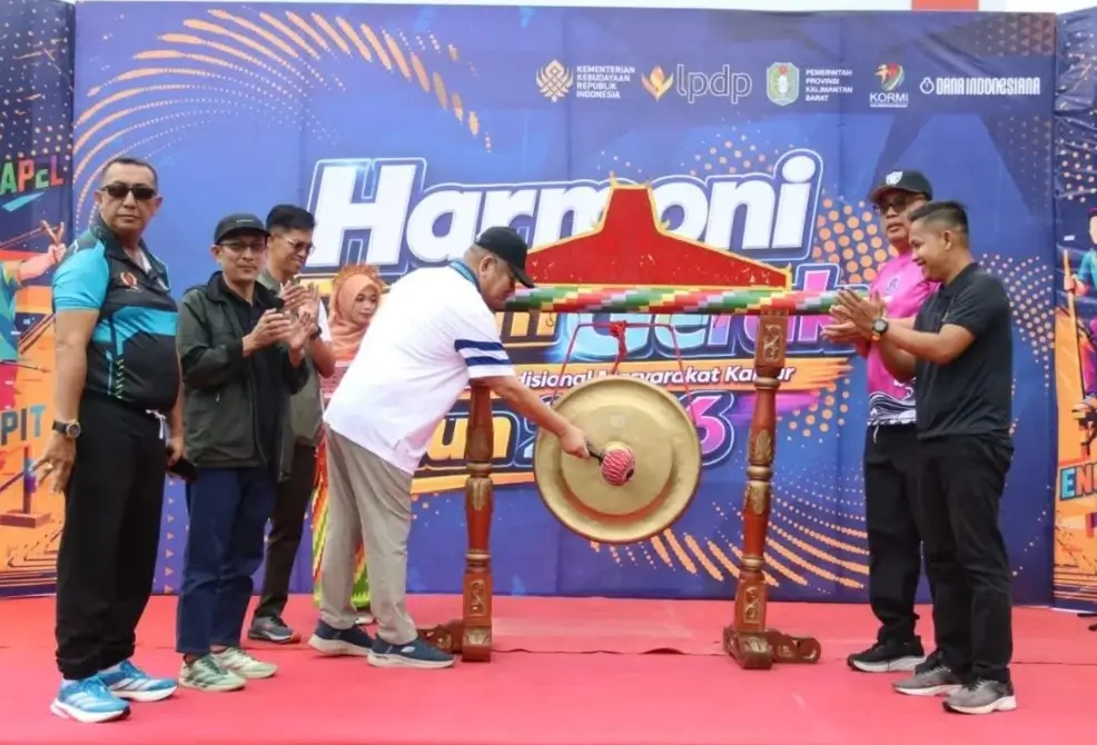 Sekda Kalbar Harisson membuka Festival Harmoni Dalam Gerak di Museum Provinsi Kalbar Pontianak.