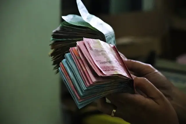 Ilustrasi - BI memperketat pembelian valas di tengah tekanan Dolar AS.
