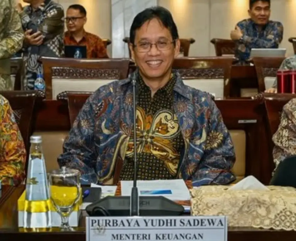 Menteri Keuangan Purbaya Yudhi Sadewa saat menyampaikan KEM PPKF 2027 dalam rapat kerja bersama Komisi XI DPR RI di Jakarta.