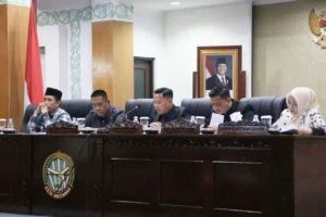 Suasana sidang paripurna di DPRD Kota Pontianak.