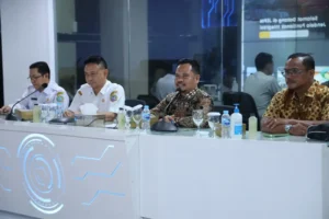 Kunjungan rombongan Komisi III DPRD Kota Balikpapan diterima langsung Wali Kota Pontianak Edi Rusdi Kamtono di Ruang Pontive Center.