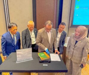 Pertemuan Majelis Warisan Sarawak yang membahas penemuan manuskrip langka Sultan Tengah.