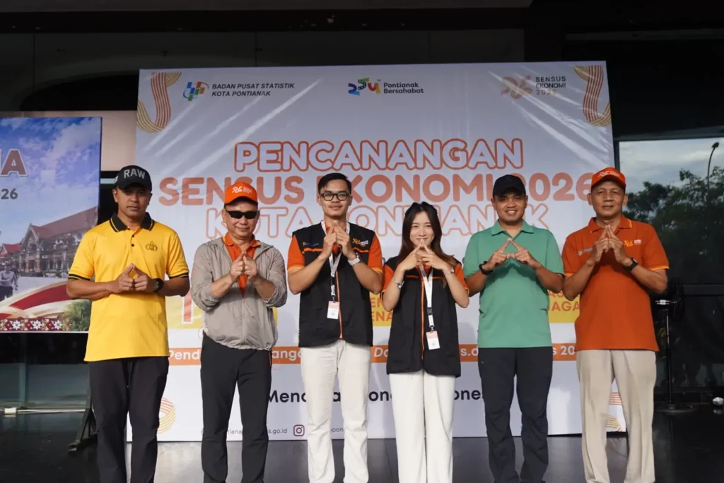 3. Foto bersama pencanangan Sensus Ekonomi 2026.