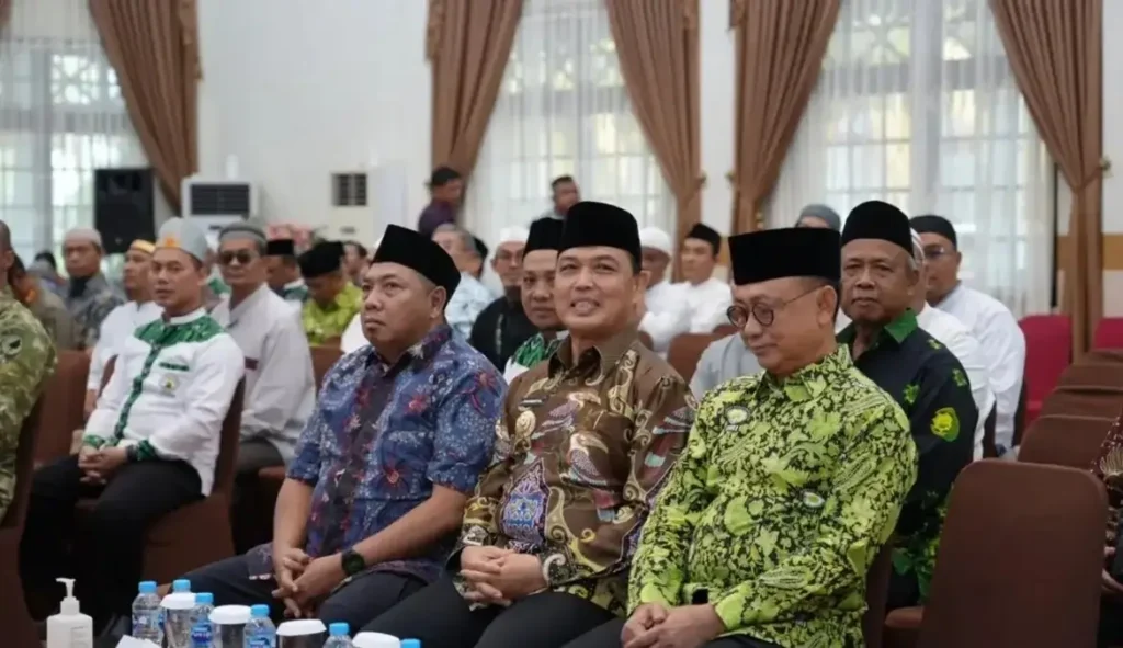 Gubernur Kalimantan Barat Ria Norsan menghadiri Musyawarah Daerah DMI Kota Pontianak di Aula Rumah Dinas Wali Kota Pontianak.