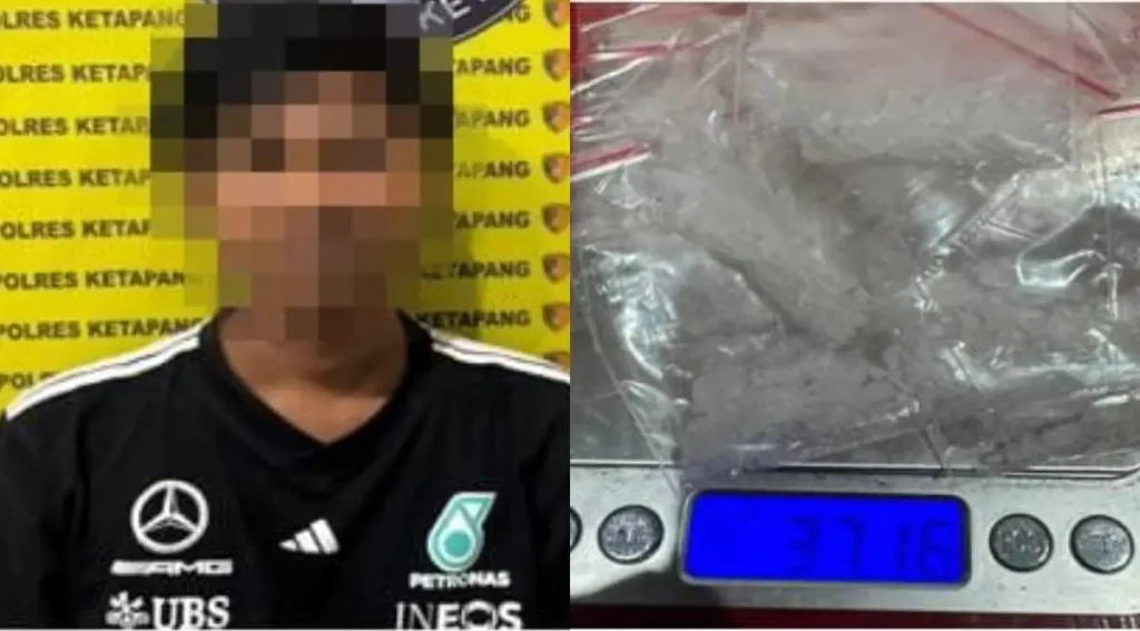 Polisi menunjukkan barang bukti 23 paket sabu yang disita dalam pengungkapan kasus peredaran narkotika di Kecamatan Manis Mata, Kabupaten Ketapang.