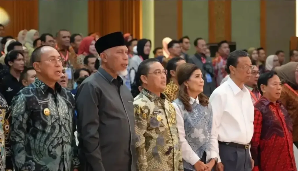 Gubernur Kalimantan Barat Ria Norsan menghadiri Raker APPSI di Lombok bersama para gubernur dan Wakil Menteri Dalam Negeri Bima Arya.