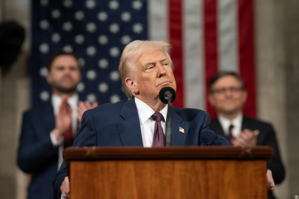 Donald Trump terkait kritikannya terhadap aliansi pertahanan Amerika Serikat dengan negara-negara Eropa.