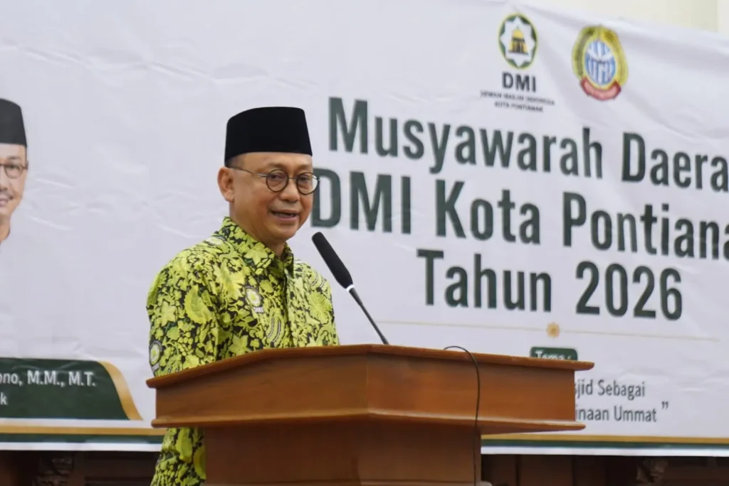 Ketua DMI Kota Pontianak Edi Rusdi Kamtono menyampaikan sambutan pada Musda DMI Kota Pontianak.