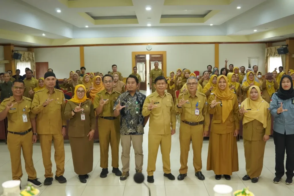 Sosialisasi Pengelolaan RTH Privat melalui Klinik Kehati Kota Pontianak di Kantor Wali Kota Pontianak, Selasa (28/7/2026).