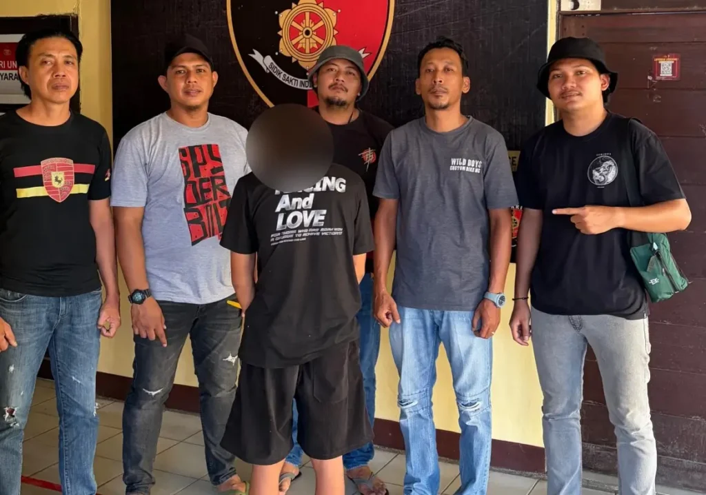 Tim Jatanras Satreskrim Polres Mempawah mengamankan terduga pelaku pemerkosaan remaja di Kabupaten Mempawah untuk menjalani proses penyidikan.