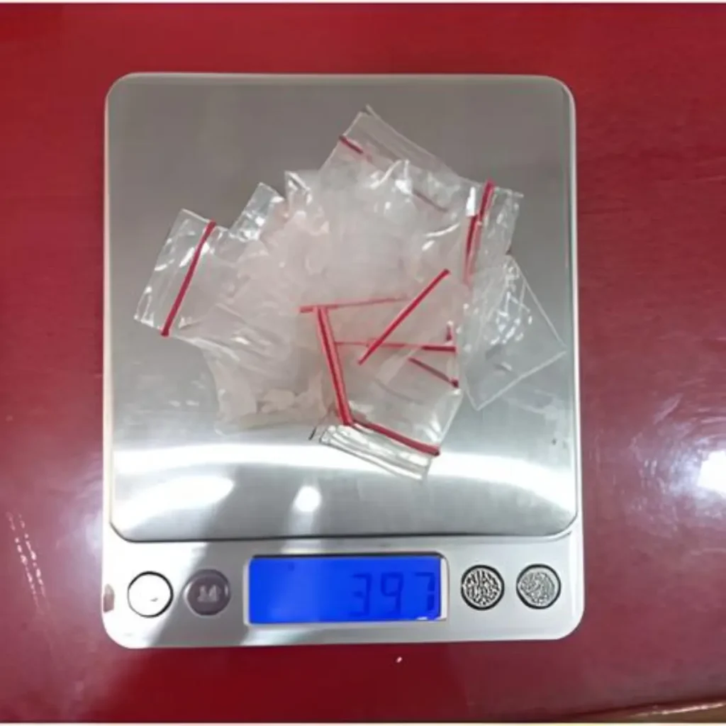 Barang bukti 17 paket sabu seberat 3,97 gram brutto yang disita polisi dari seorang IRT di Air Upas, Kabupaten Ketapang.