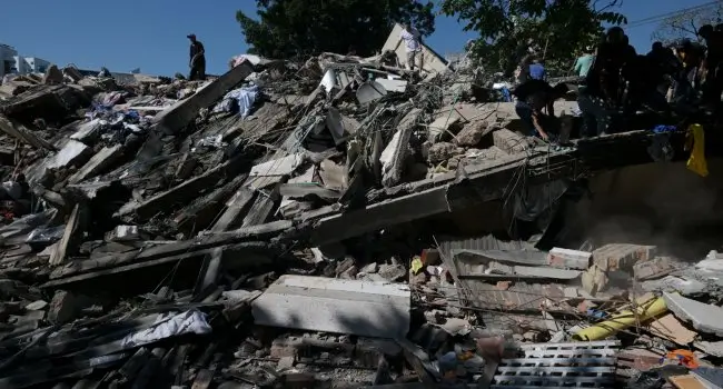 Kerusakan bangunan akibat gempa M 7,4 yang mengguncang Kolombia.
