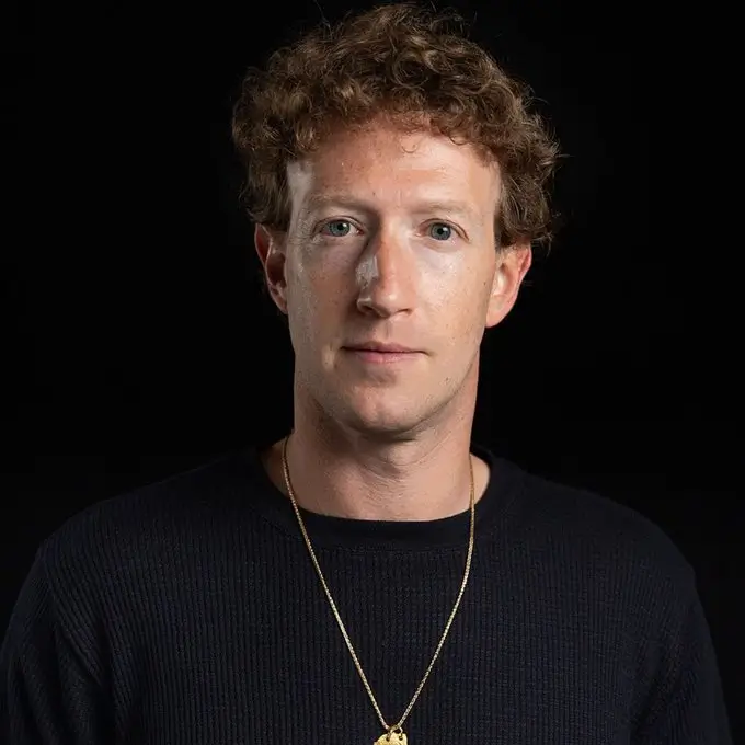 Mark Zuckerberg CEO Meta terkait persaingan dan pengembangan AI open-source,