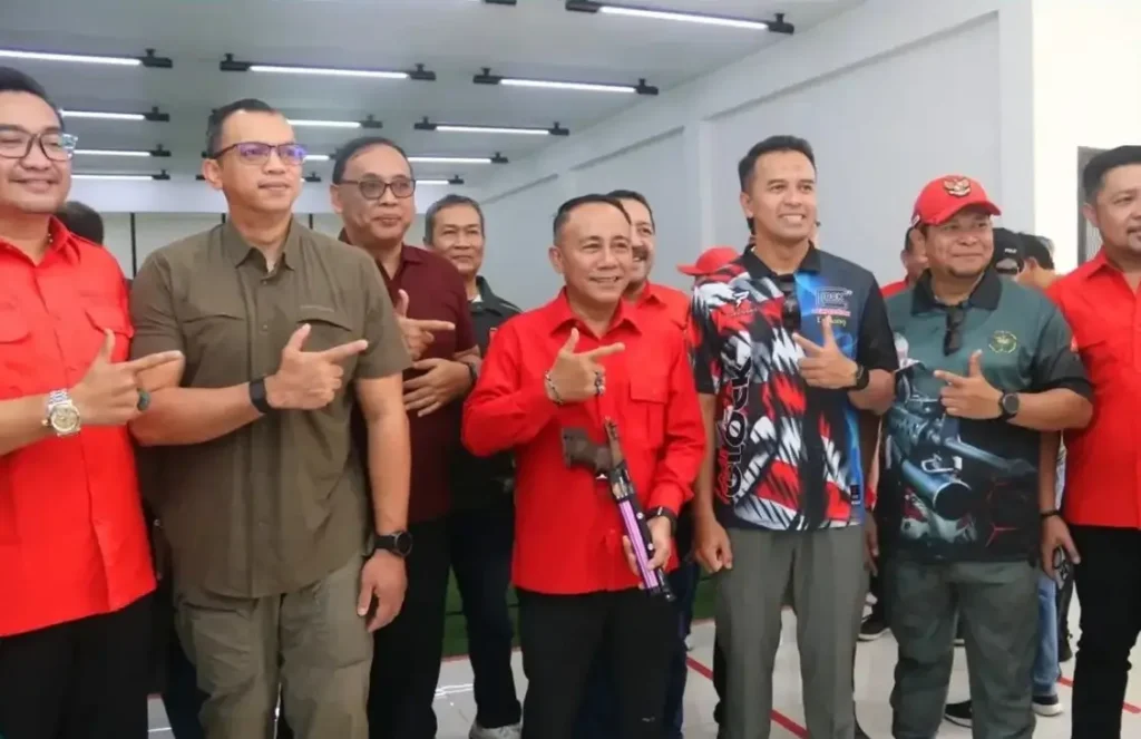 Wagub Krisantus Kurniawan membuka PERBAKIN Kalbar Cup 2026 di Pontianak.