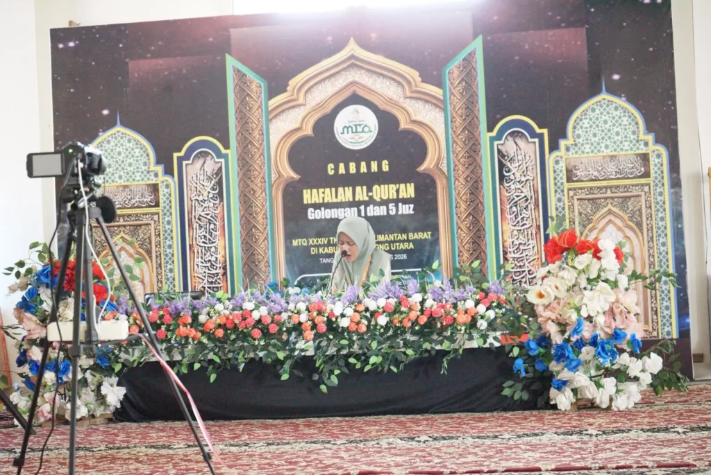 Kafilah Kota Pontianak mengikuti MTQ ke-34 Tingkat Provinsi Kalimantan Barat di Kabupaten Kayong Utara dengan 19 peserta berhasil lolos ke babak final.