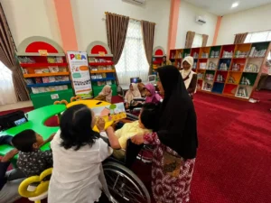 Perpustakaan Umum Kota Pontianak memperkuat layanan literasi dan pemanfaatan koleksi bagi masyarakat.