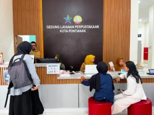 Perpustakaan Umum Kota Pontianak memperkuat layanan literasi dan pemanfaatan koleksi bagi masyarakat.