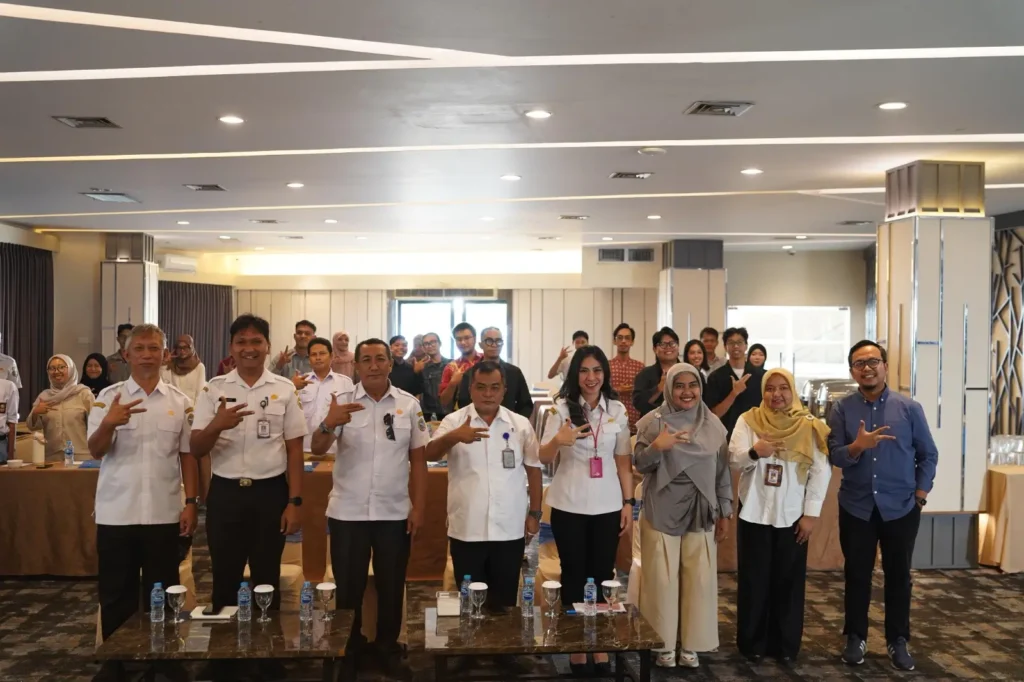 16 tim kreatif mengikuti workshop perancangan logo Hari Jadi ke-255 Pontianak